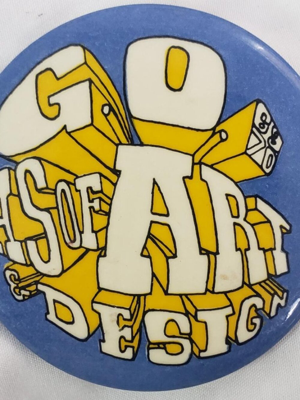 ART & DESIGN HIGH SCHOOL NY, NY G.O. BUTTON 1969-70 2.5"